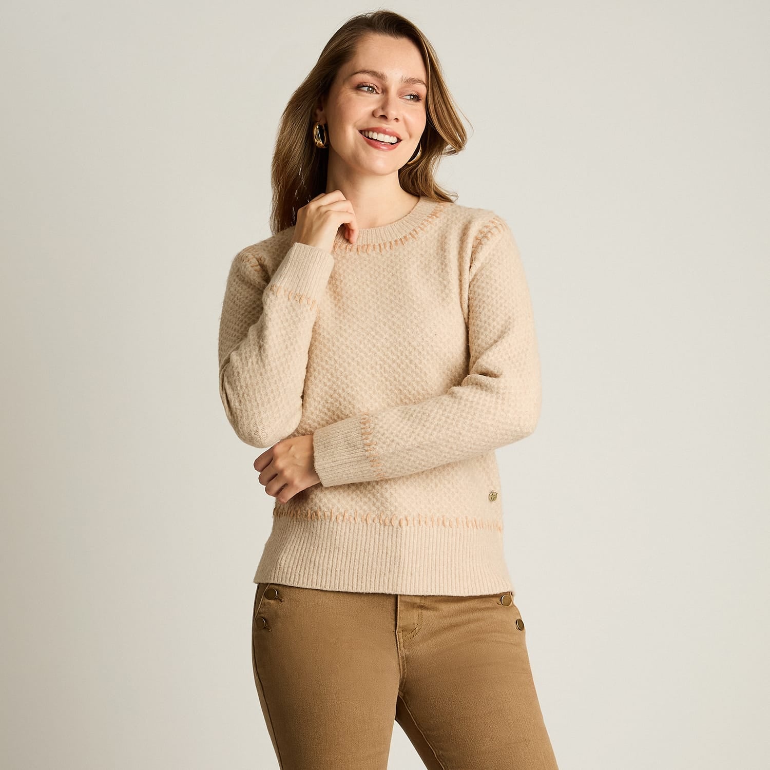 Sweater Beige Manga Larga Elasticidad Media Sin Forro Calce Normal Tela Tejido